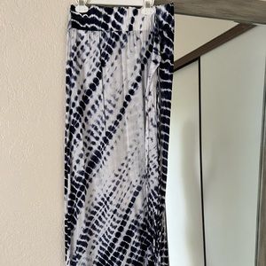 Long flowy skirt size medium with slits